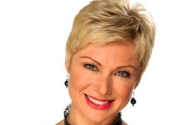 LETICIA CALDERON (ESMERALDA): ZBOG ŽELJE DA BUDEM VOLJENA NAVUČENA SAM NA KOKAIN A ZBOG TRUMPA NE GLEDAM VIJESTI