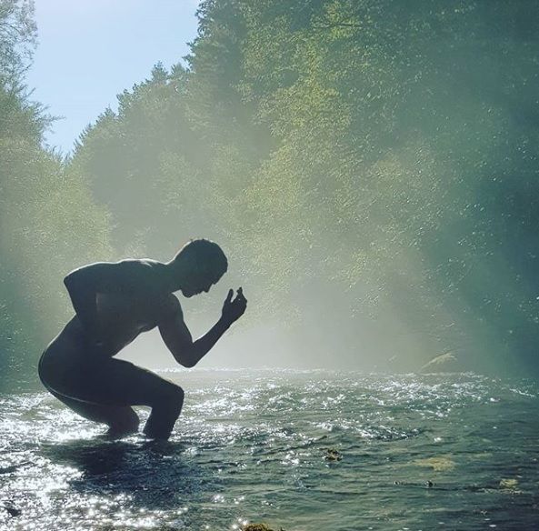 Mario Valentić – glumac, trener, promotor zdravog i “golog” života!