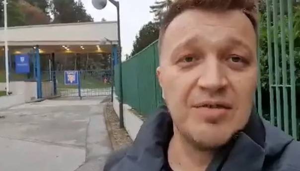 EDO MAAJKA NAJAVIO KONCERT U SARAJEVU: POZVAO BIH I KOLINDU ALI NEĆE ZBOG KOMŠIĆA?