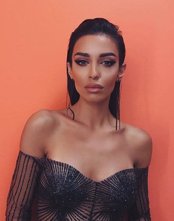 LJEPOTICA CIPRA, ALBANIJE I GRČKE TOP IZGLEDA