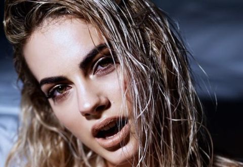 NOVA LJUBAV NA POMOLU: TARA THALLER U ZAGRLJAJU MLADOG BOSANCA