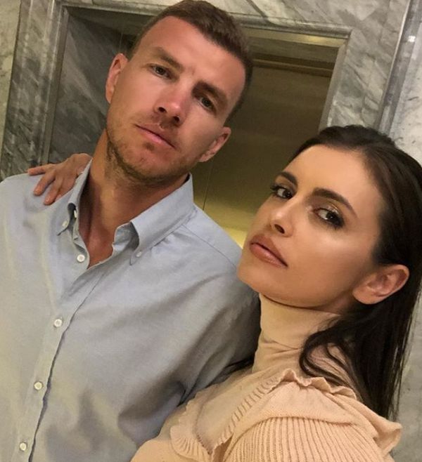 EMOTIVNA PORUKA AMRE DŽEKO NA 4. OBLJETNICU BRAKA SA EDINOM