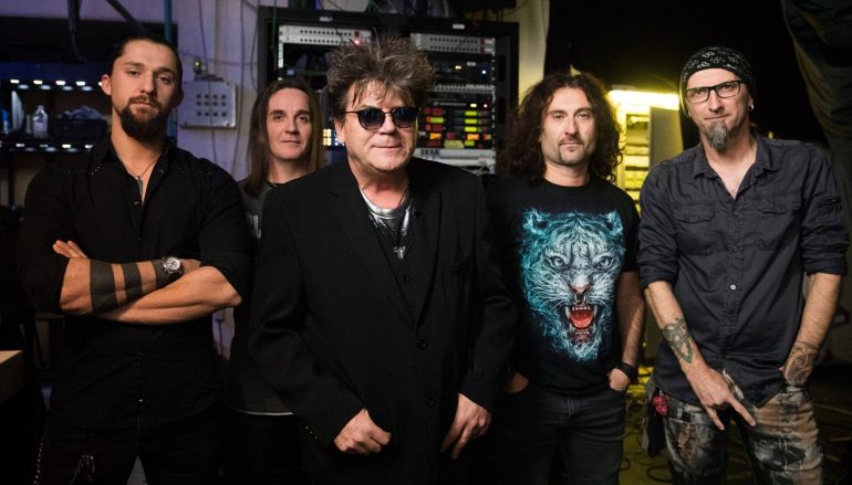 PJEVAČA CRVENE JABUKE TUŽILE KOLEGE ZBOG NEISPLAĆENIH HONORARA!?