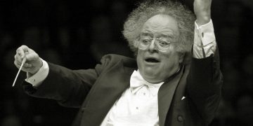 Preminuo slavni dirigent Metropolitan opere, maestro James Levine