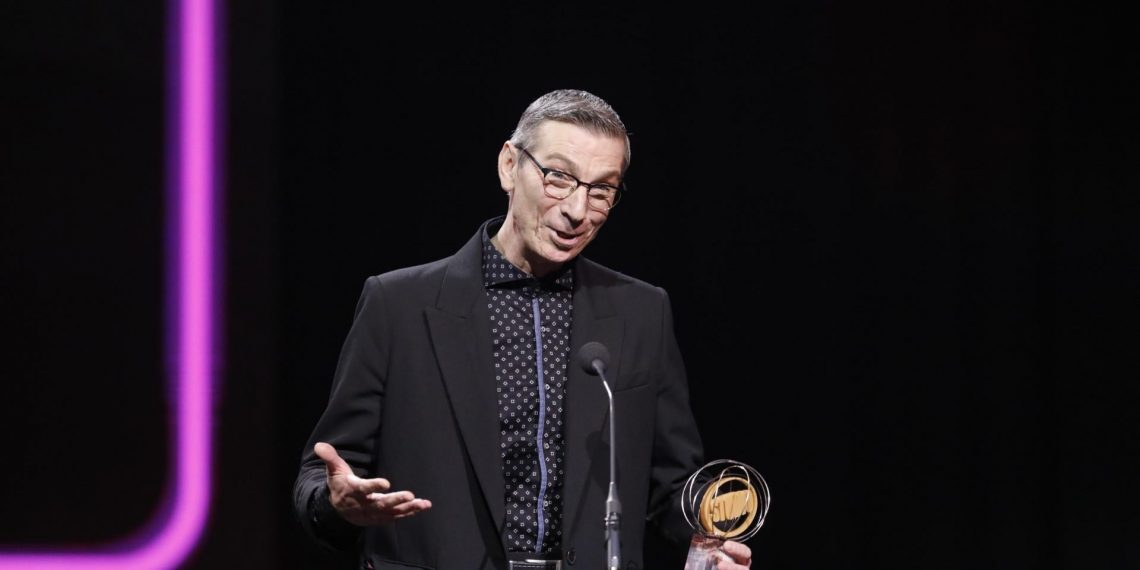 MASSIMO NAS PREVARIO PA SE OBRATIO DA JE NJEGOVA PUBLIKA 1,38 PUČANSTVA