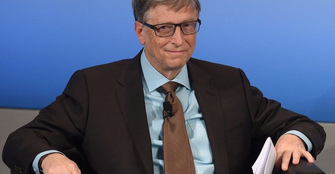 BILL GATES PROMJENIO DATUME KRAJA PANDEMIJE!