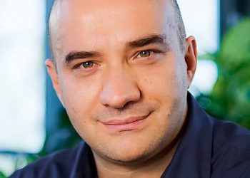 NAKON NAGLOG SKOKA ZNANSTVENIK LAUC SMIRUJE JAVNOST! VIRUS NESTAJE!