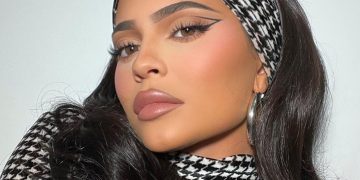 Milijarderka Kylie Jenner za obožavatelje pokrenula akciju prikupljanja novca, oni pobjesnili