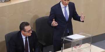 KURZ NAPAO ANGELU MERKEL ZBOG HRVATSKE. VELIKI PRIJATELJ ŠTITI HRVATSKU