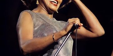 DOKUMENTARAC O TINI TURNER