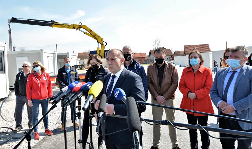 Ministar Tomo Medved: Zašto je predsjednik postao huligan?