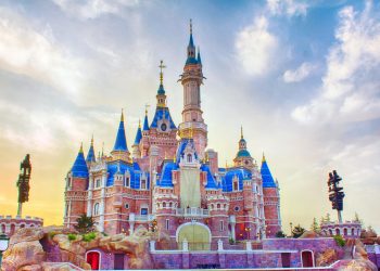 Pariški Disneyland od sutra postaje centar za cijepljenje protiv korone