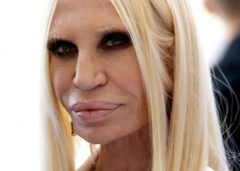 Fotografija Donatelle Versace u kupaćem kostimu zgrozila javnost!