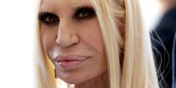 Fotografija Donatelle Versace u kupaćem kostimu zgrozila javnost!