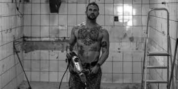 Luka Nižetić sa bušilicom u ruci oduzeo dah mnogom ženama!