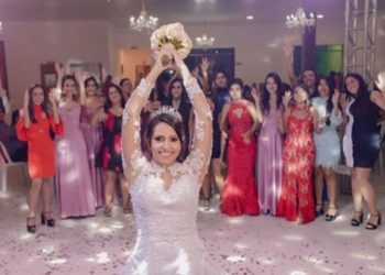 Ovisnica o odlascima na svadbe upala u velike dugove i preselila se k roditeljima