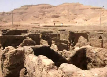 U Egiptu pronađen “izgubljeni zlatni grad”, pronađeni brojni predmeti!