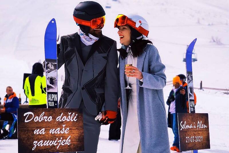 Maštovito vjenčanje na Bjelašnici: Izgovorili sudbonosno “DA” pod ski opremom!
