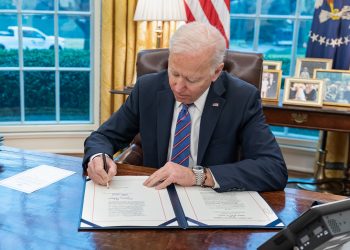 Cijeli NATO stavio se na raspolaganje Americi protiv Rusije