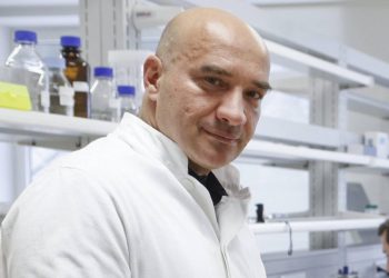 Lauc ohrabrio građane da se cijepe:  “I život je rizik, ali nad kojim treba preuzeti kontrolu”