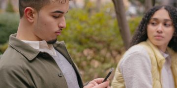 Ljubomora je toksična za svaku vezu, uz ove savjete probajte da je pobjedite!