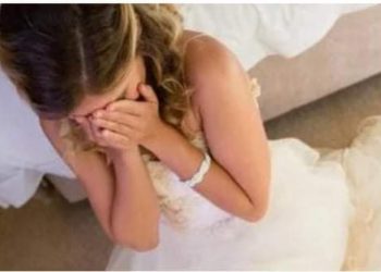 Planirala vjenčanje, a onda joj zaručnik rekao da nije znao da su u vezi