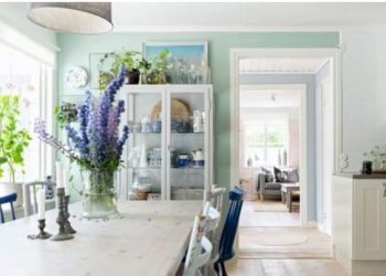 U ovoj kući obilje zelenog bilja stvorilo je smirujući i šarmantan ugođaj