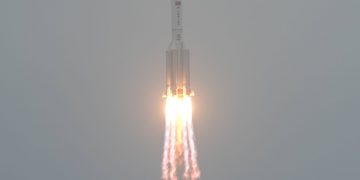 Ostaci kineske rakete pali u Indijski ocean – Amerikanci ogorčeni, NASA uputila kritike