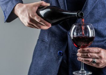 Demistificiranje postupka kušanja vina