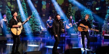 U2 i Martin Garrix snimili pjesmu za Euro