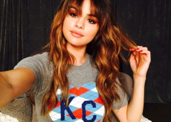 Selena Gomez i Khalid nastupaju u finalu Lige prvaka