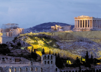 Grčka modnoj kući Dior odobrila fotografiranje na antičkim nalazištima!