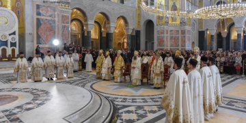 Pravoslavni vjernici širom svijeta obilježili Uskrs, u Hramu sv. Save u Beogradu održana liturgija