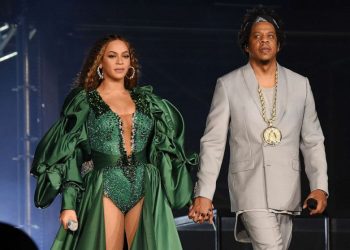 Djeca ih zasjenila: Beyonce i Jay-Z podijelili obiteljsku fotografiju i oduševili fanove