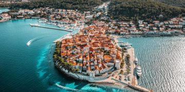 Forbes proglasio Korčulu najsigurnijim otokom za ovo ljetovanje