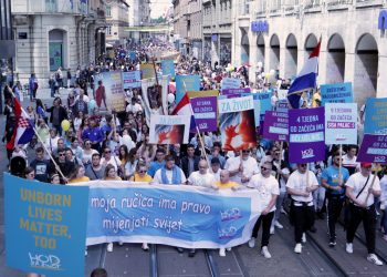 Hod za život okupio na tisuće ljudi u Zagrebu