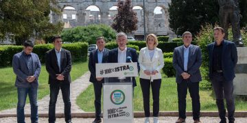 Gradonačelnici Istre dali podršku Miletiću za župana i Eleni za gradonačelnicu Pule