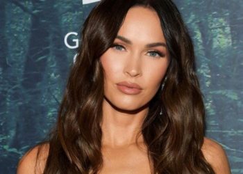 Megan Fox u providnoj majici zagolicala maštu pratitelja: “Odmah sam povećao sliku..”