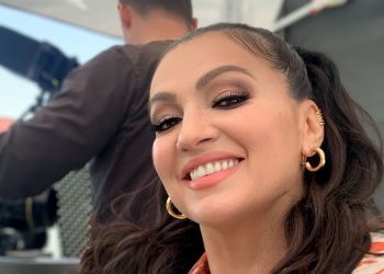 Nina Badrić oduševila novom pjesmom, a i izgleda bolje no ikada!