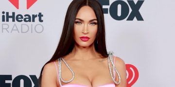 Megan Fox u crnoj komediji