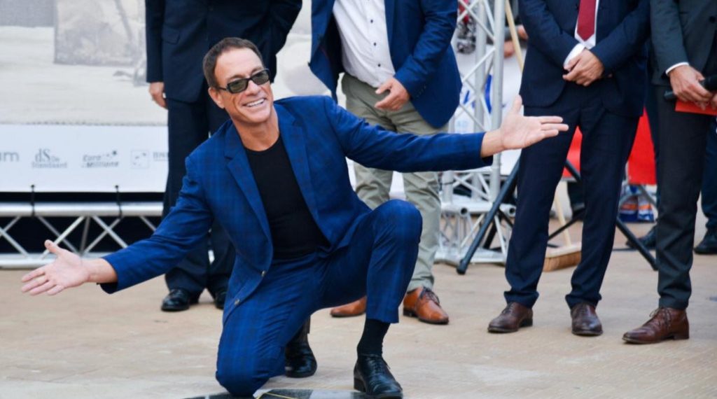 Trailer za akcijsku komediju s Van Dammom