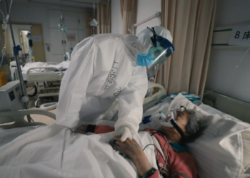 Objavljen neželjeni dokumentarni film o koroni – snimljen u Wuhanu u tajnosti