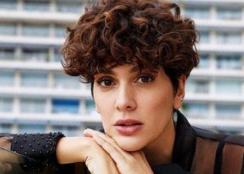 Lijepa Šeherzada ponosno pokazala trudnički stomak!