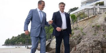 Tko je moćni medijski gay i Židov CNN-a koji zamjera Hrvatskoj nedovoljnu cjepljenost?