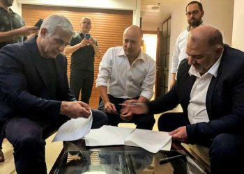 Izrael sada vodi premijer Bennett nemilosrdni ubojica Arapa u savezu sa Arapima