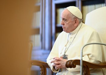 Papa se sastao sa kanadskim kardinalima zbog pedofilskih zločina