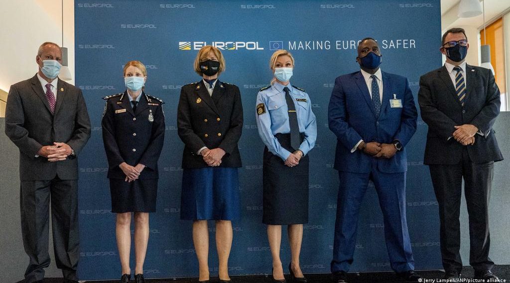 EUROPOL: Hakirali kripte 800 uhićenih međunarodnog kriminala! (video svih uhićenja )