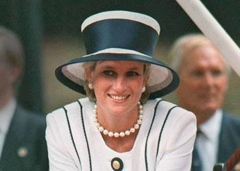 Da je živa Lady Di bi danas napunila 60 godina, prinčevi u tu čast podižu skulpturu