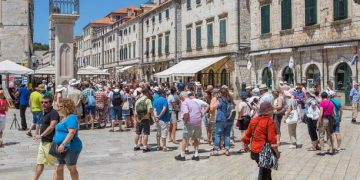 U Hrvatskoj je trenutno preko milijun turista, a evo gdje ih ima najviše