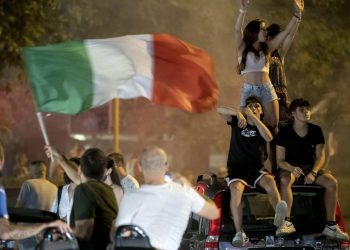“It’s Coming to Rome”! Euforična proslava europske titule na ulicama Italije!